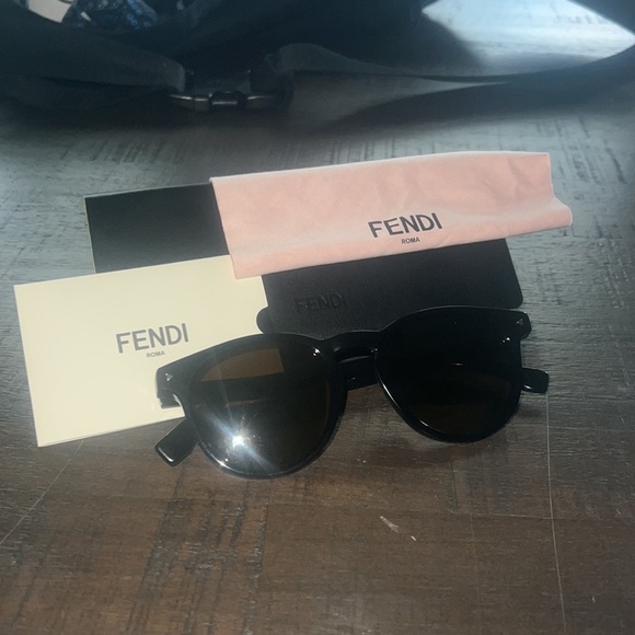 Fendi Black Sunglasses with Brown Lenses, FF M0001/S 807/70 - Picture 1 of 10